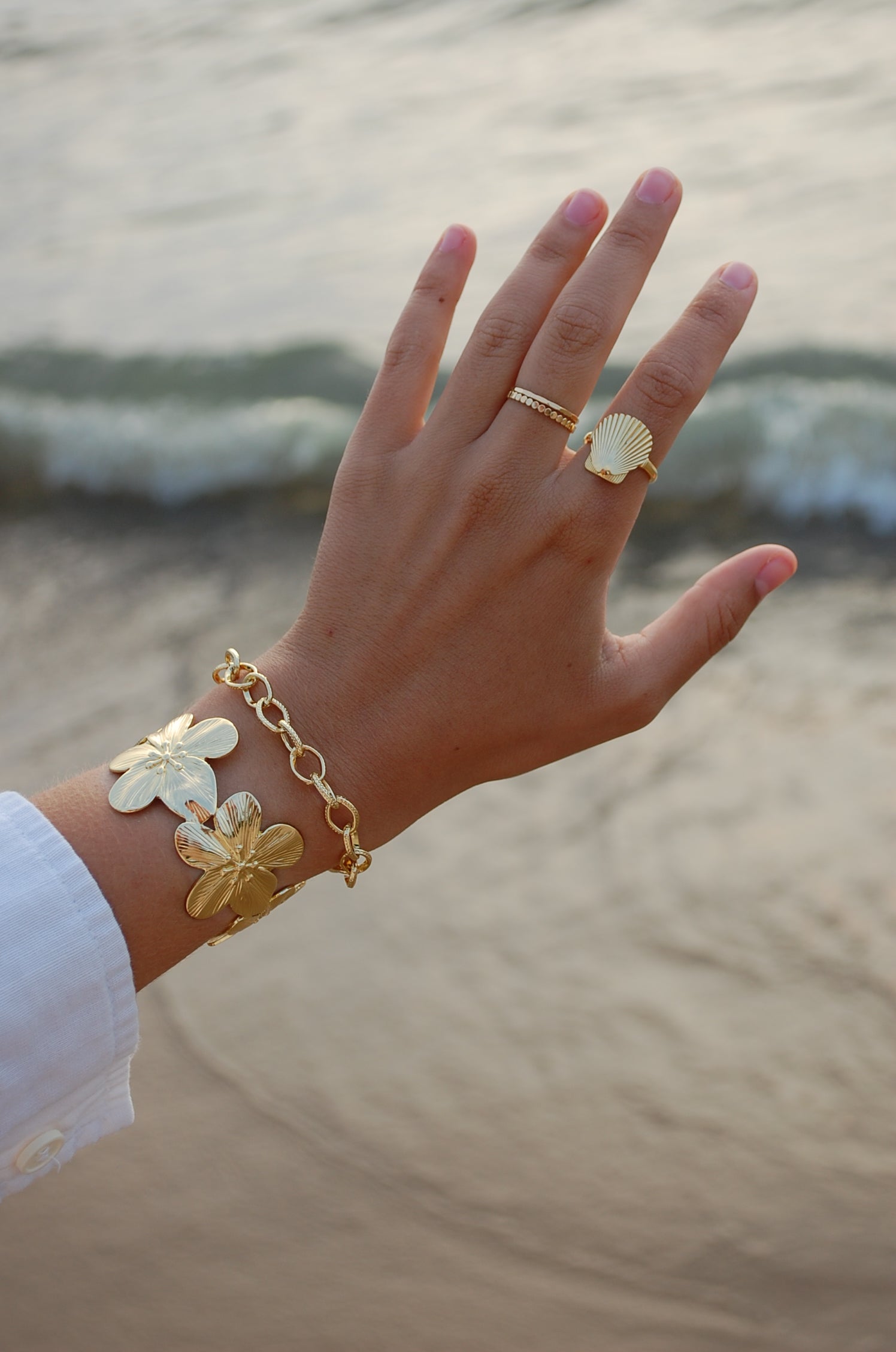lucky seashell ring