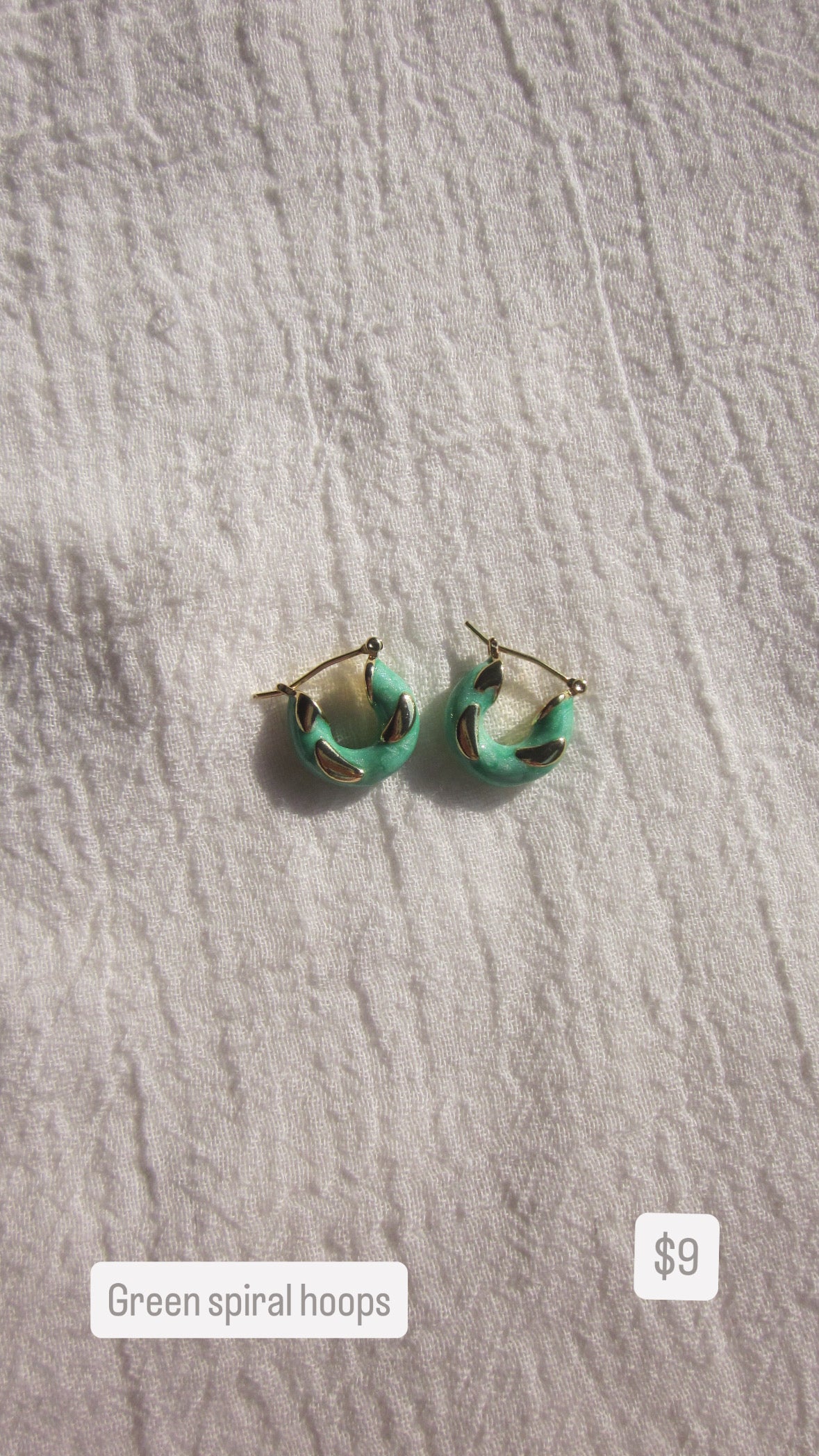 Green spiral hoops