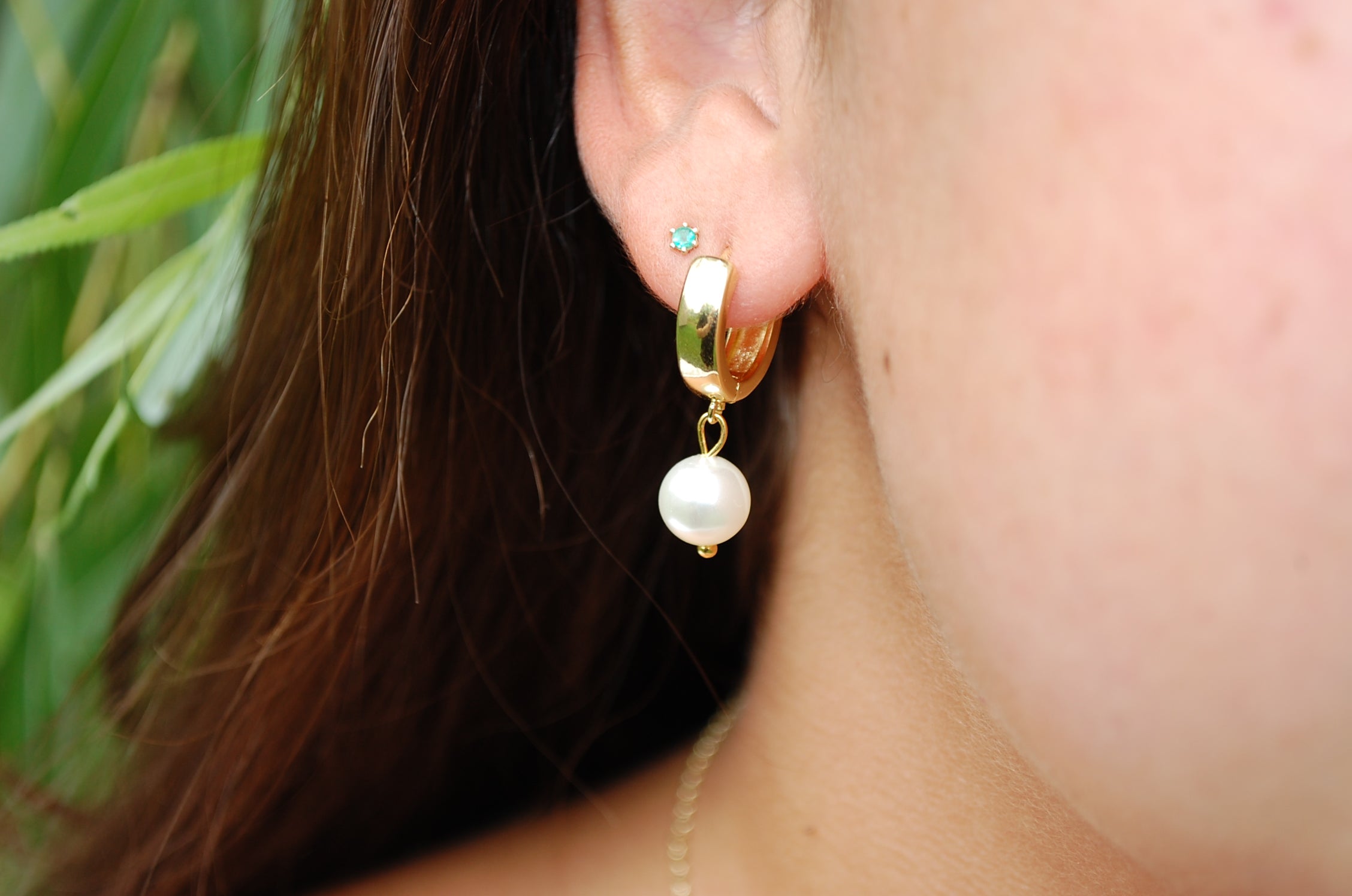 Susannah's Pearl Earrings