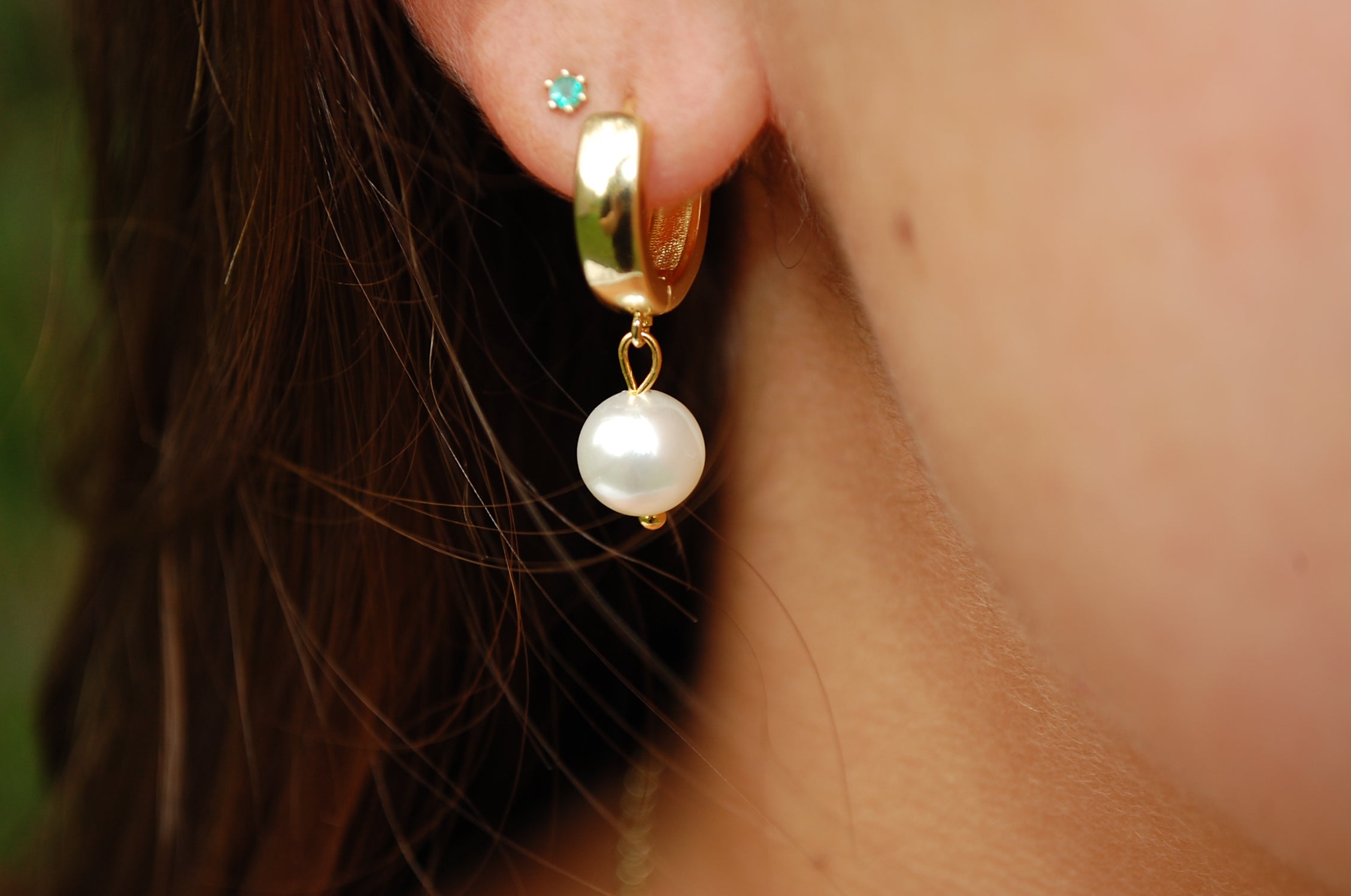 Susannah's Pearl Earrings