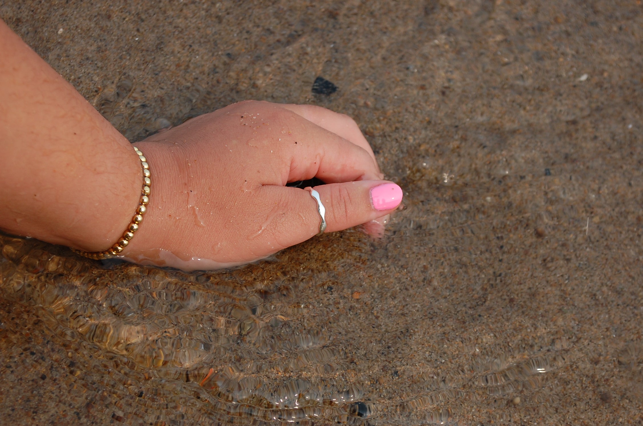 wavy baby ring