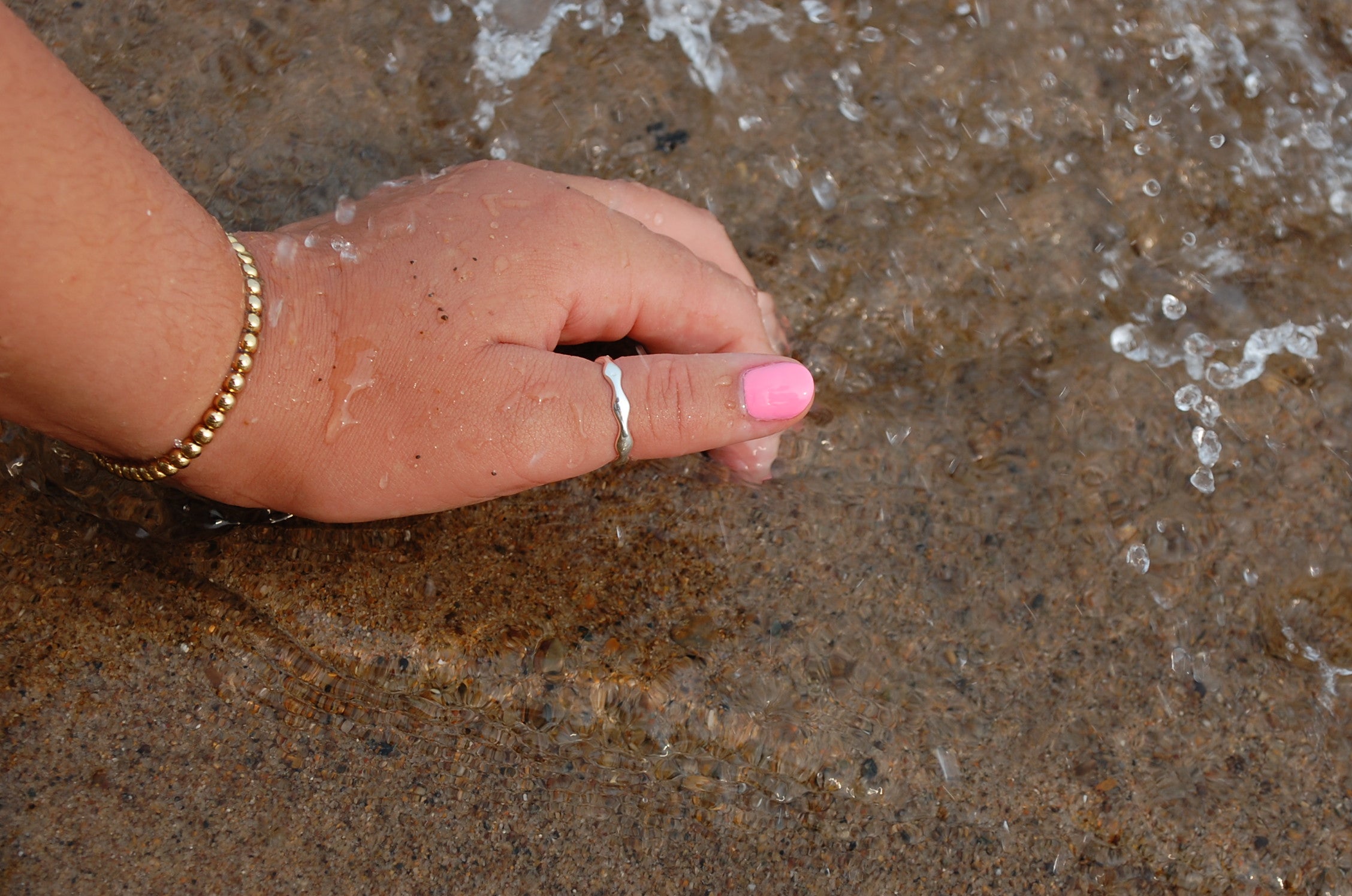 wavy baby ring