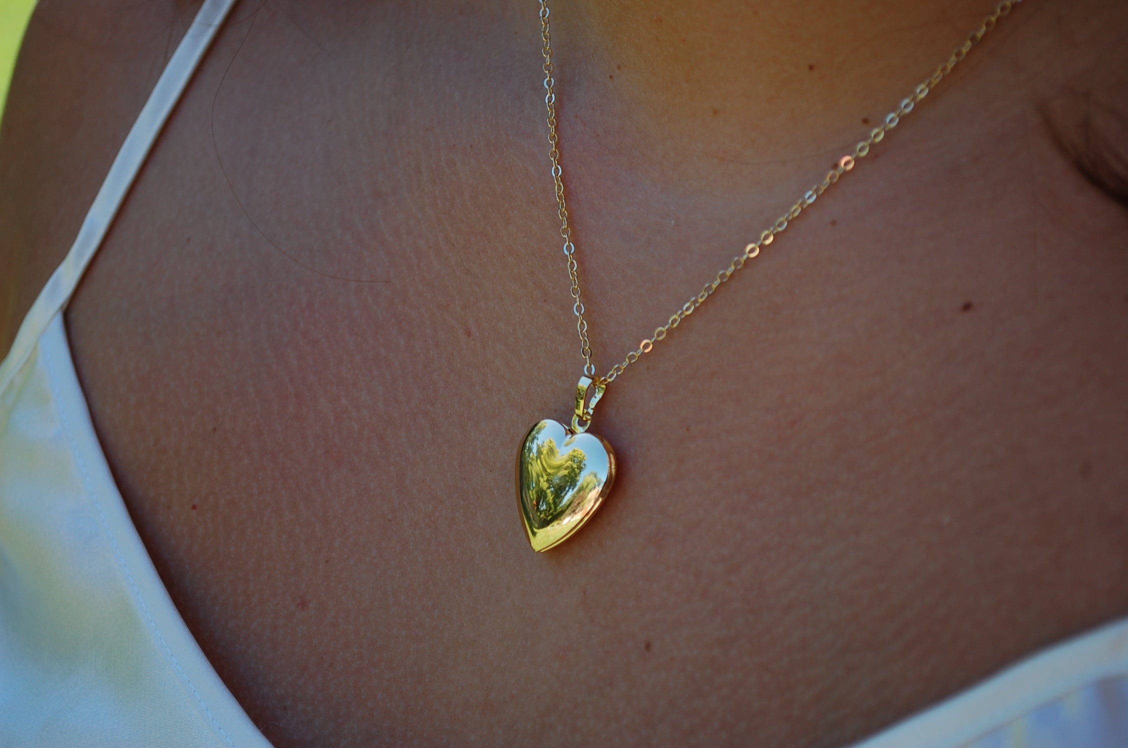 Locket necklace